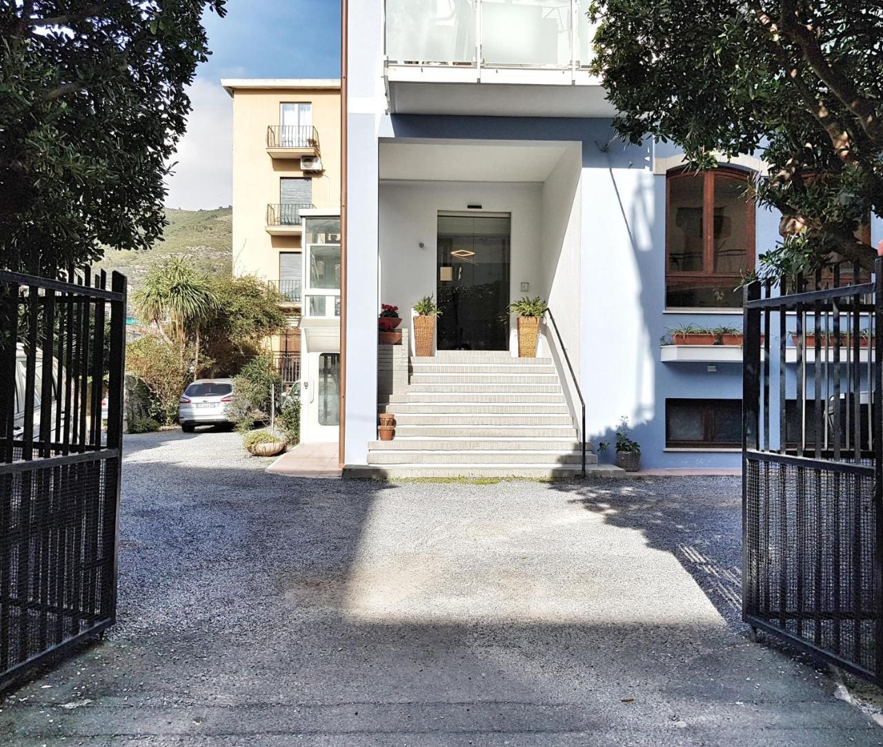 Residence Argentina R.T.A. Spotorno Exterior photo